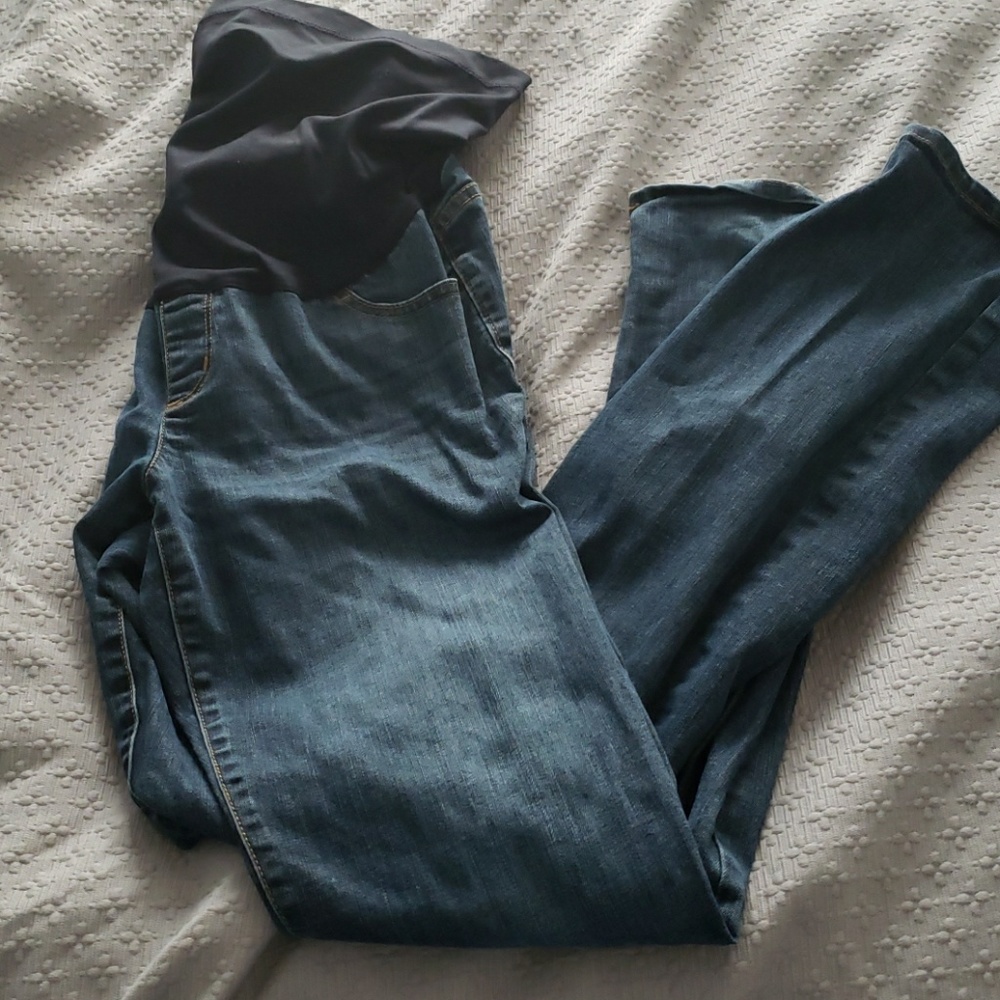Liz Lange straight legged maternity jeans